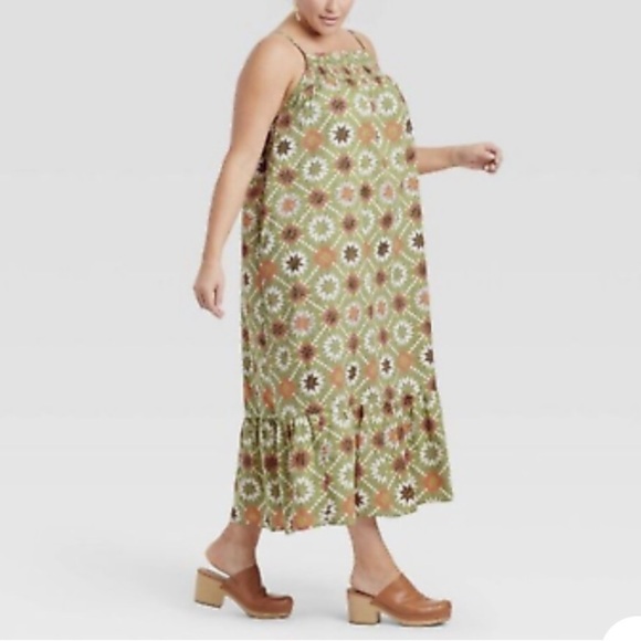 Universal Thread Women's Plus Size Quilted Sleeveless Tiered Dress- Green - Picture 14 of 15